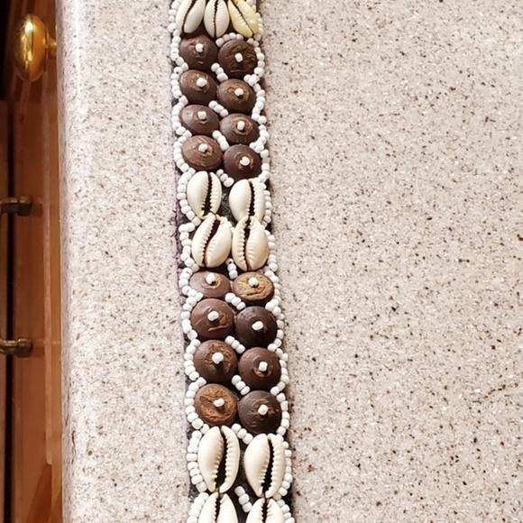 Puka shell hand crafted belt S.M NWOT - Picture 4 of 12